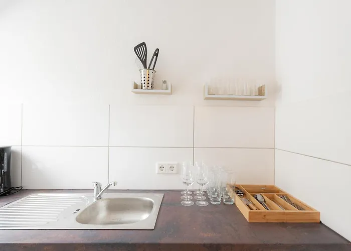 - Magical Harry Potter In - 2 Mins Central Station Hbf - Kingsize Bed & Netflix - * Duisburg